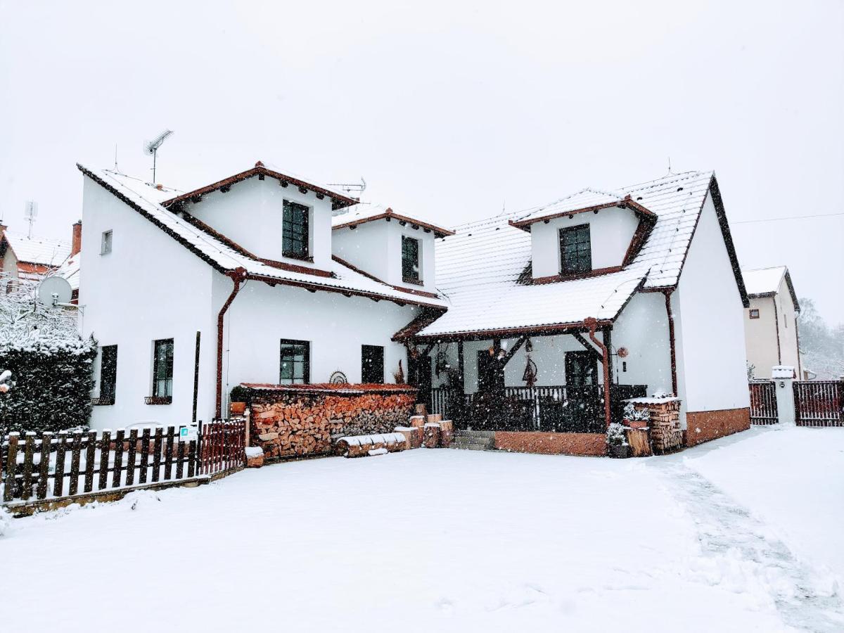 Penzion Beako Na "Pinglu" Votice Kültér fotó